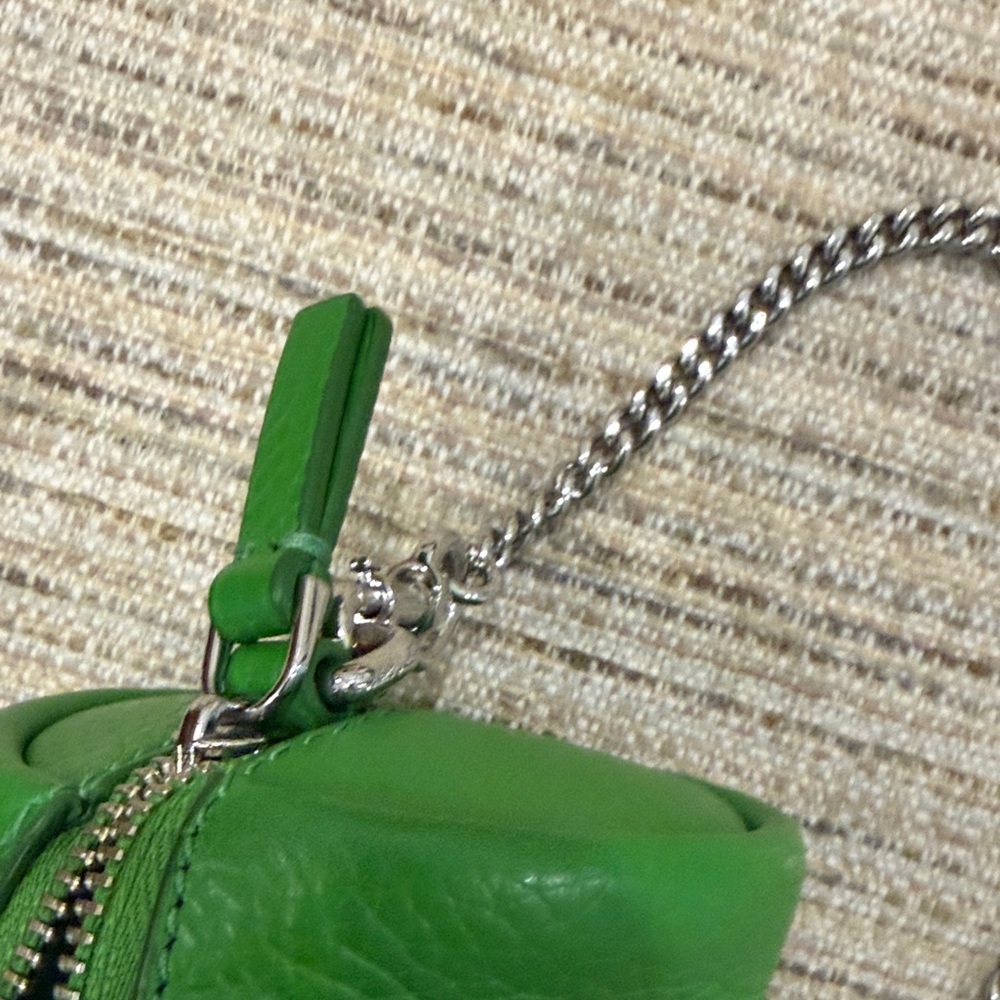 Marc Jacobs Green Leather Women's Mini The Duffle Bag - Picture 9 of 11